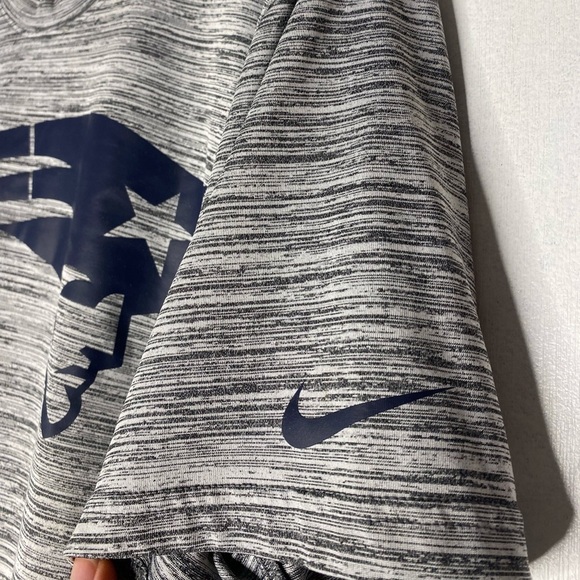 THE NIKE TEE ON FIELD APPAREL PATRIOTS NFL SHIRT SIZE LARGE - Picture 3 of 6